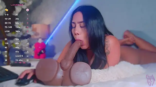 maaluh's Live XXX Chat