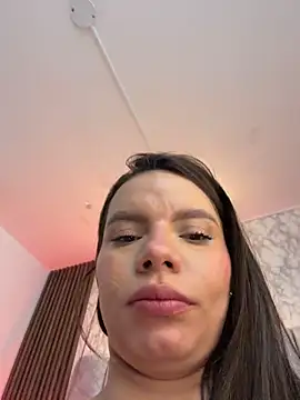 دردشة CandiceSpencer الجنسية المباشرة