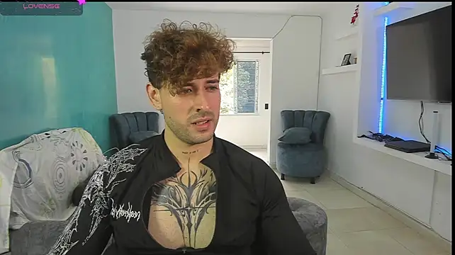 Chatroom XXX en direct de ARES_TATTO