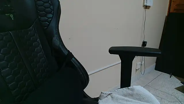 MASTERARABICAjustforSLAVE: απευθείας συνομιλία ΧΧΧ