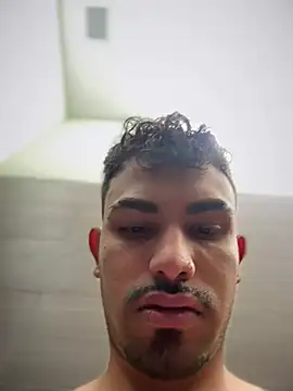 Big_Snake77 – Naživo XXX chat