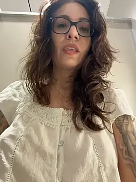Chatroom XXX en direct de BeautifulMesss