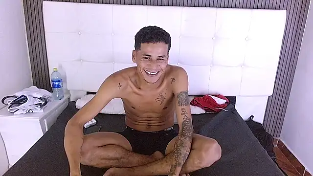 XXX chat uživo modela Jainer_Bronw_01
