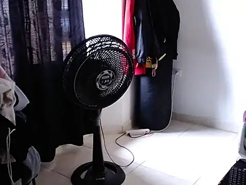 Zac_Efront's Live XXX Chat