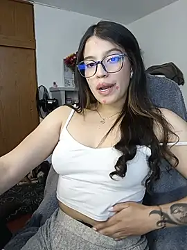 Živý XXX chat asumi_18