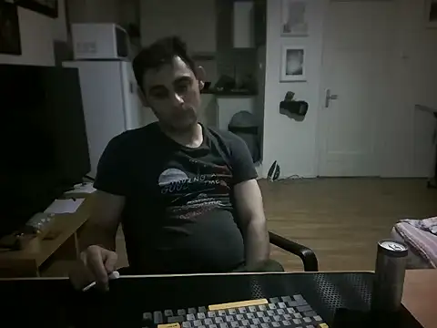 mihaimichael – Naživo XXX chat