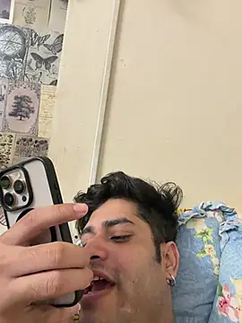 Vihaaanfucks Show in webcam