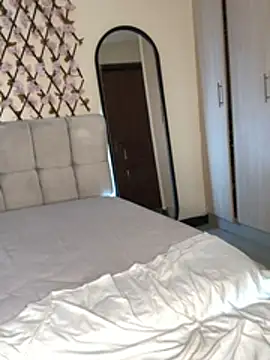 Kaylee_eee XXX чат на живо