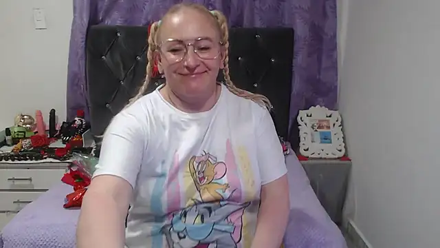 emperabigbootybigass Live XXX-chat