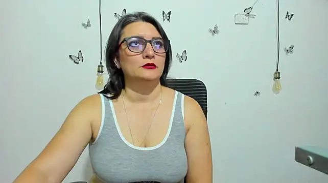 Chat +18 de Amie_Adams82_ ao vivo