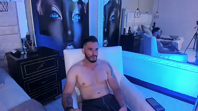TheeRock_1's Live XXX Chat