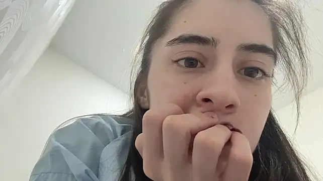 raisatdj's Live XXX Chat