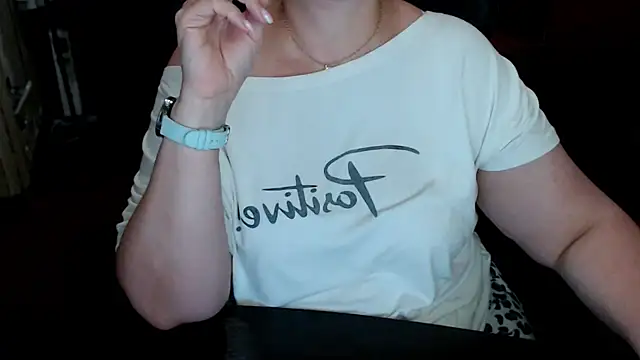 AlisaHot55's Live XXX Chat