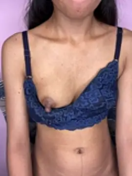 cute_simmy0 Adlı Modelin Canlı XXX Sohbeti