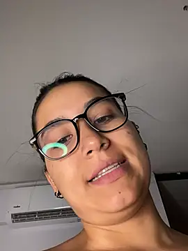Chat XXX en directo de Val12777