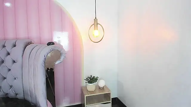 Živý XXX chat DAKOTA_SAKURA