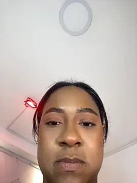 amara_queen_'s Live XXX Chat