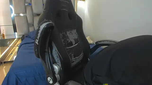 Živý XXX chat Ruslan_marcel