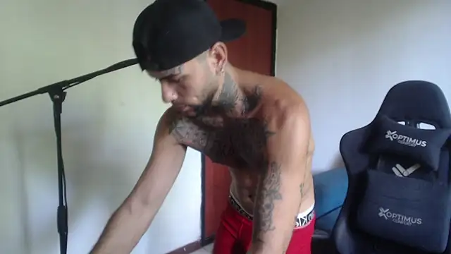 ROOKERTn Live XXX chat
