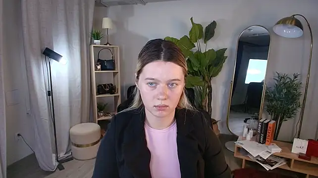 CelestineMauriac Live XXX-Chat