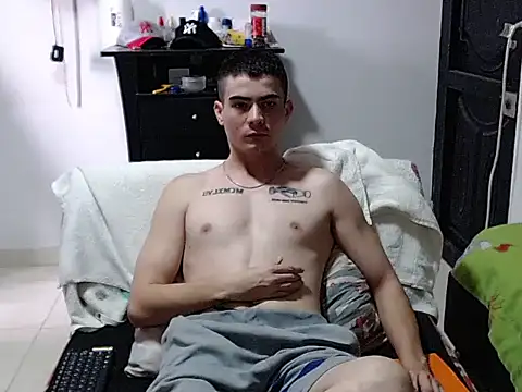 Zac_Efront Live XXX Chat