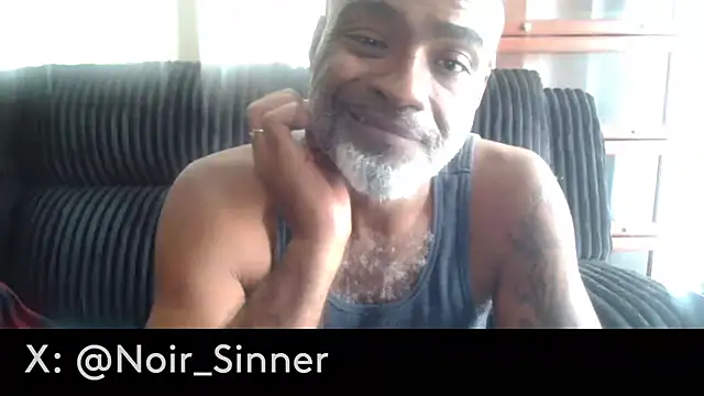 sinnernoir's Live XXX Chat