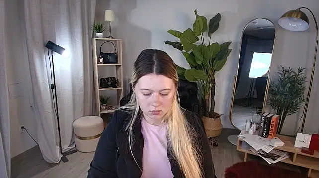 CelestineMauriac Live XXX-Chat
