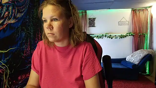 CallMeMaria Adlı Modelin Canlı XXX Sohbeti