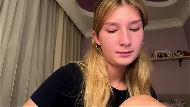 XXX chat uživo modela MyraCadoff