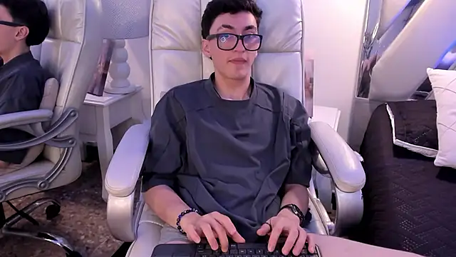 XXX chat uživo modela GaelDuke