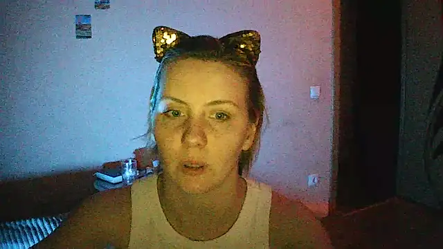 Chat +18 de Lunesai ao vivo