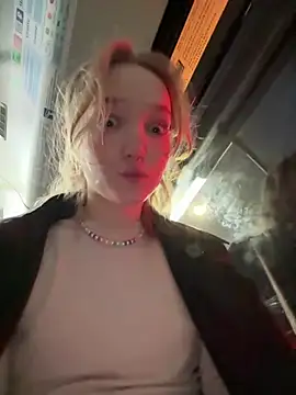 bambi_lu élő XXX-chatje