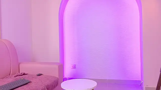 ZiaCollens Live XXX-Chat
