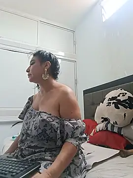 katysquirtdirty – Live XXX-chat