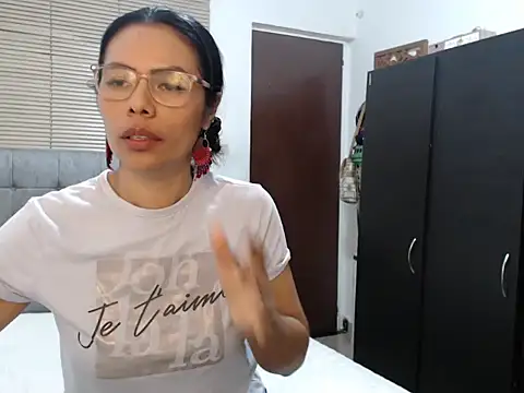 Dimar83's Live XXX Chat