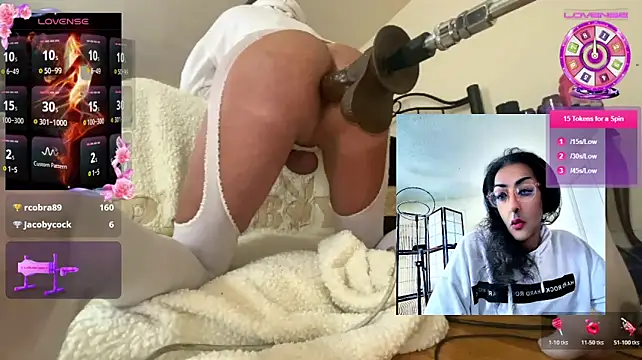 sissysylvia live XXX chat