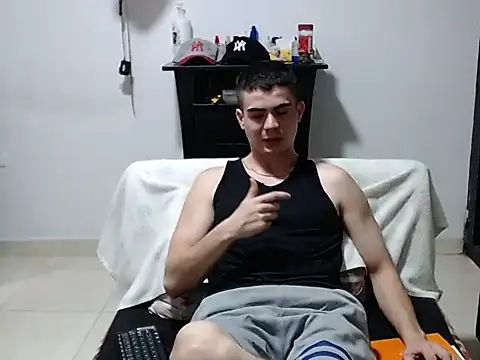 Zac_Efront Chat XXX in diretta