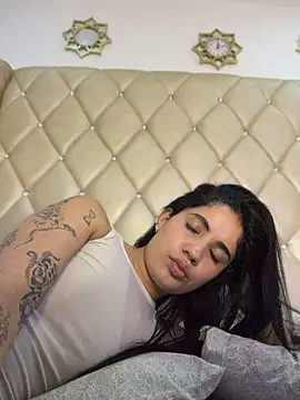 Adaraa_a's Live XXX Chat