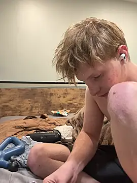 Novvikk88 XXX чат на живо