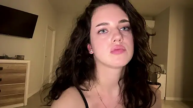A_Milly live XXX chat