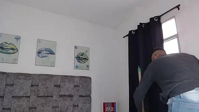 XXX chat uživo modela axcel_boy_