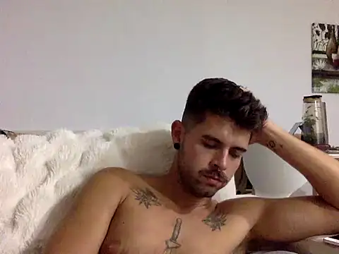 XXX chat uživo modela Benistripp