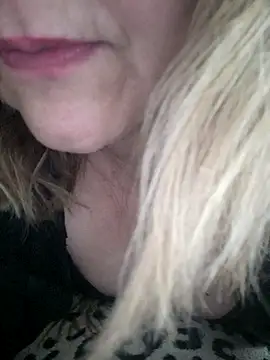 Chat XXX en directo de sua_sub_