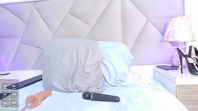 SussyRoss' Live XXX Chat