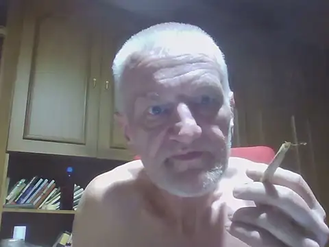 Show modela 1973teacher na web-kameri