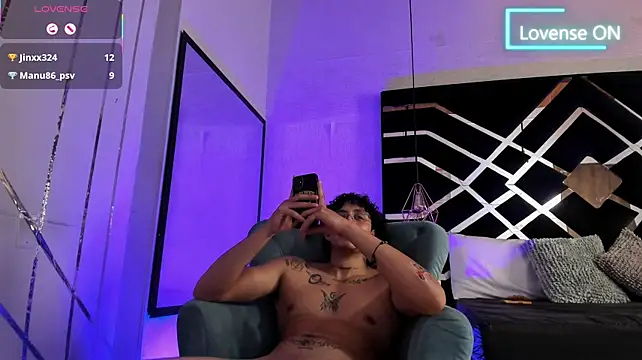 Chat XXX ao vivo de JayTaylorr