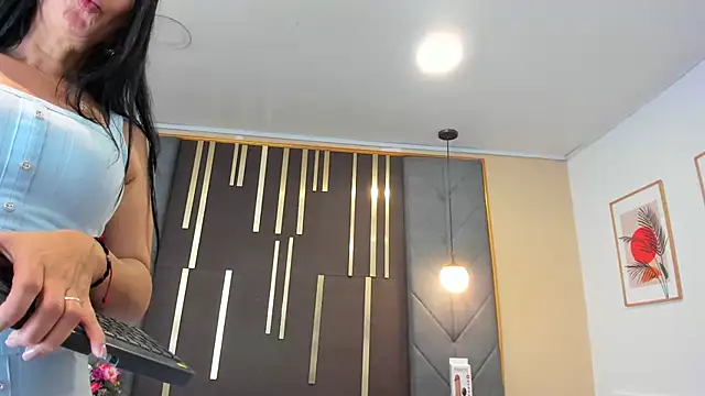 SofiiMontes' Live XXX Chat