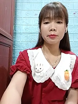 AmyLinee01 现场XXX聊天