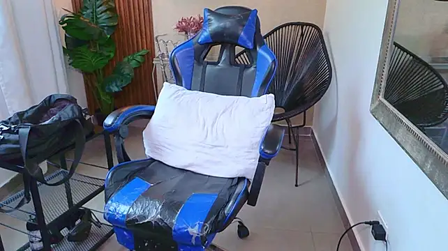 Živý XXX chat Kenya--Buhle