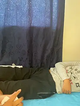 sarah12333's Webcam Show